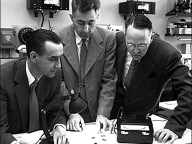 Daryl Chapin, Gerald Pearson and Calvin Fuller unveil the first practical solar cell